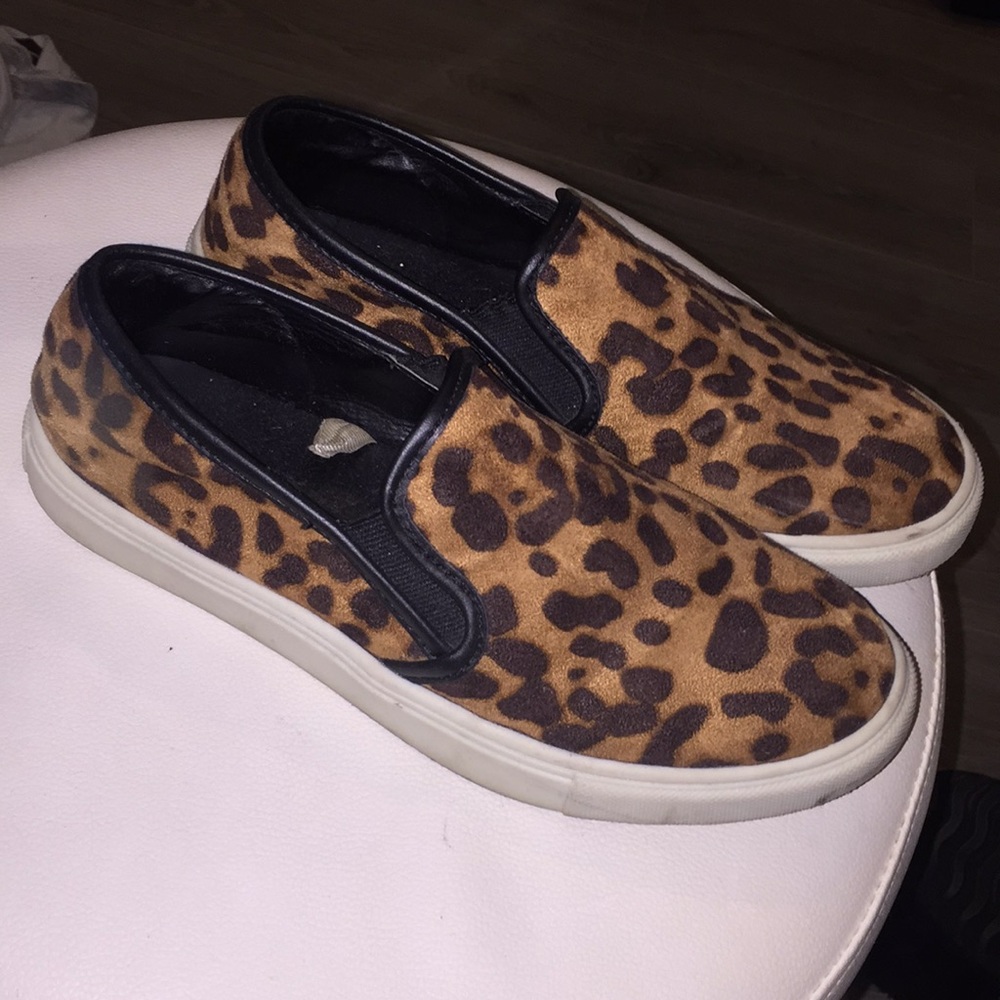 slip on sneaker